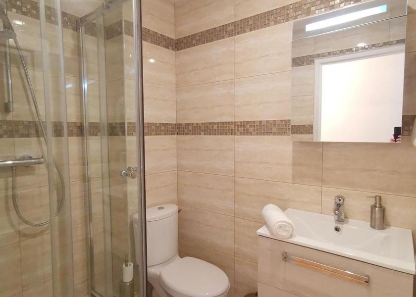 Île-de-France Sevres Superior Apartment for 2 Adults and 1 Child