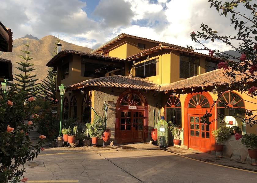 Cusco (region) Urubamba Entrance