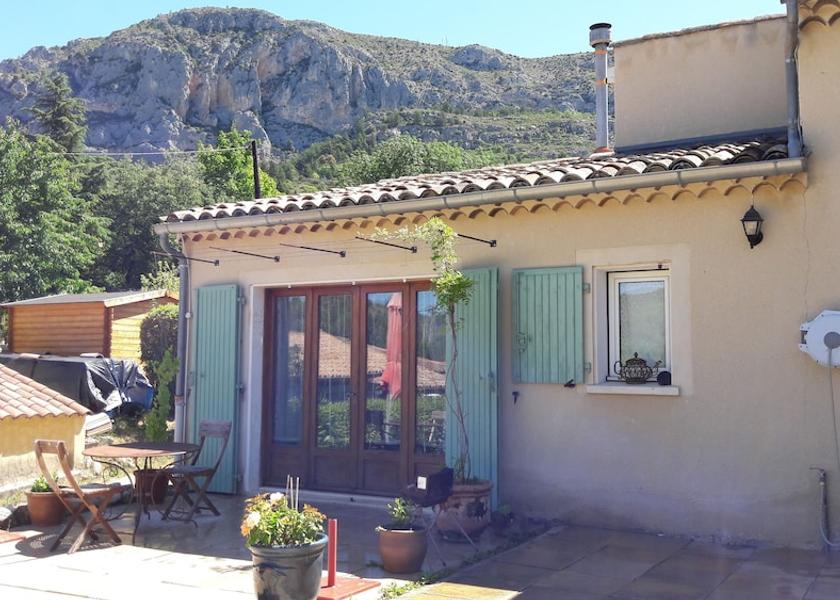 Provence - Alpes - Cote d'Azur Moustiers-Sainte-Marie Exterior Detail