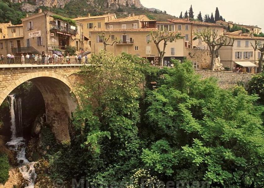 Provence - Alpes - Cote d'Azur Moustiers-Sainte-Marie Dock