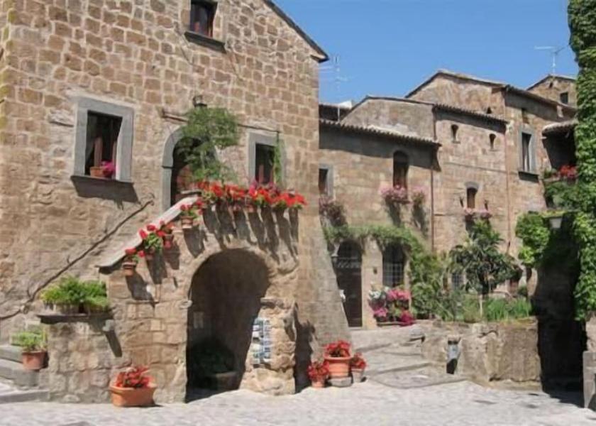 Lazio Bagnoregio Exterior Detail