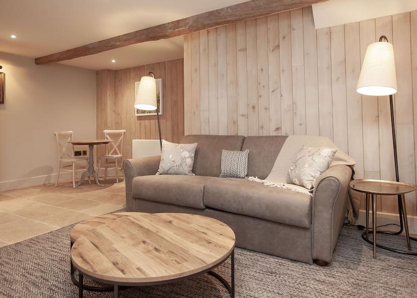 England Malpas Living Area