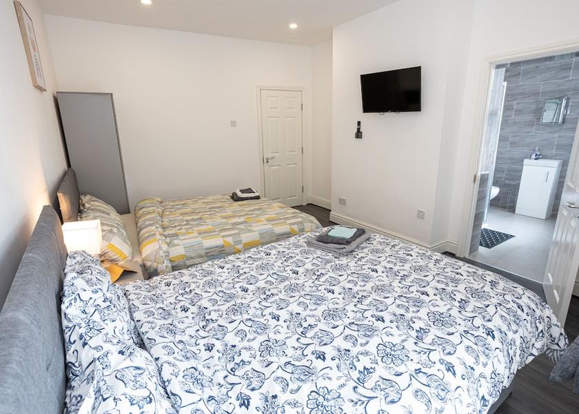 England Liverpool Room