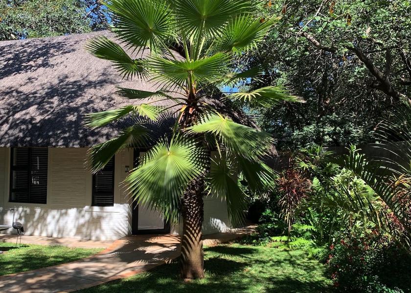  Victoria Falls Exterior Detail