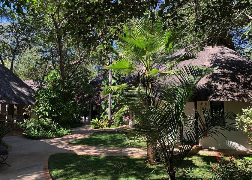  Victoria Falls Exterior Detail