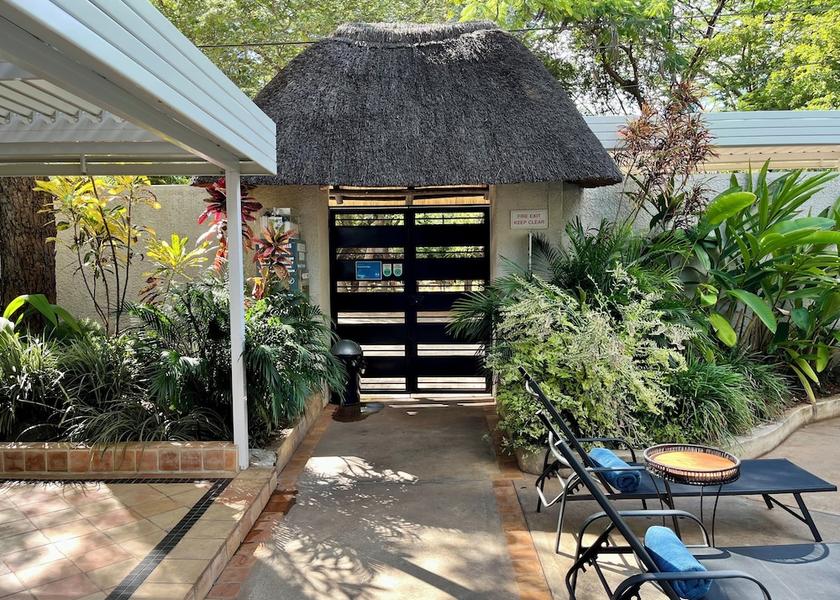  Victoria Falls Interior Entrance