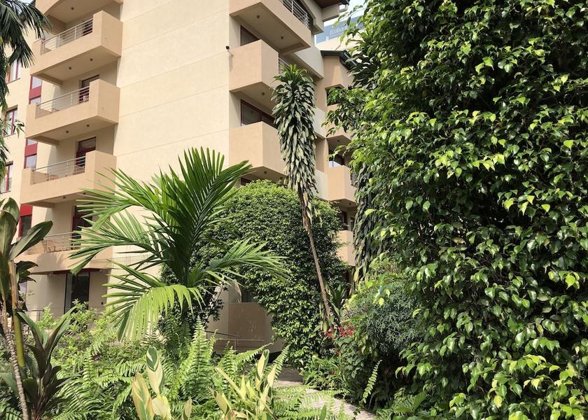  Kinshasa Exterior Detail