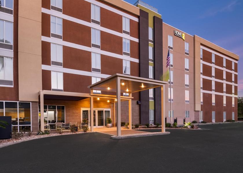 Mississippi D'Iberville Exterior