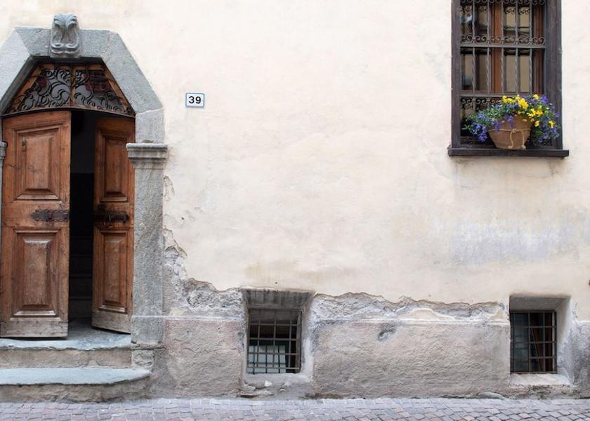 Lombardy Bormio Entrance