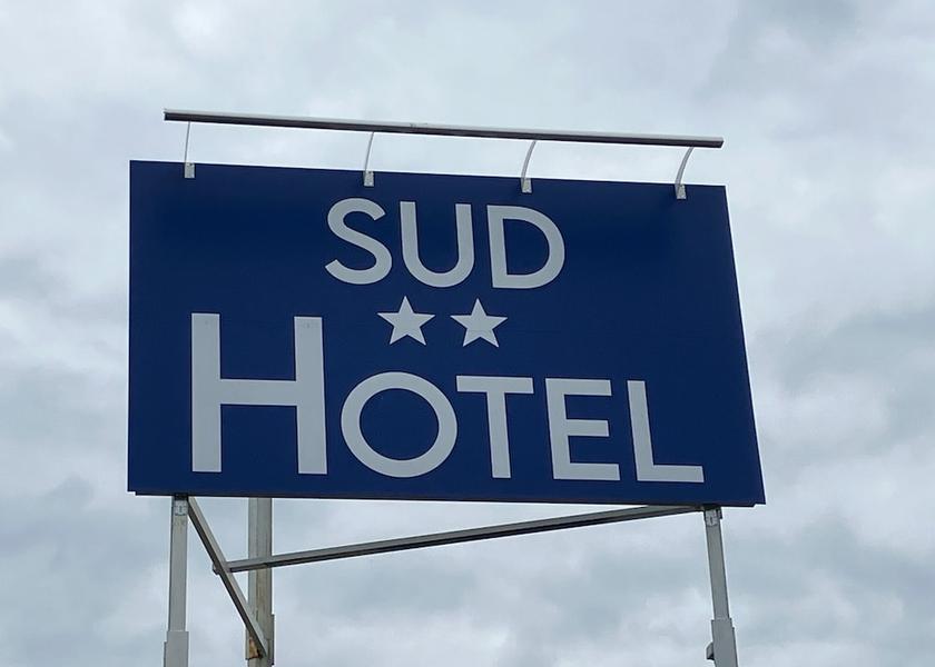 Occitanie Mauguio Exterior Detail