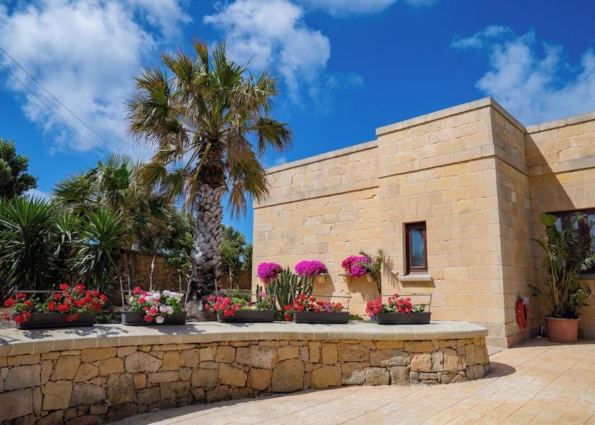  Zurrieq Exterior Detail