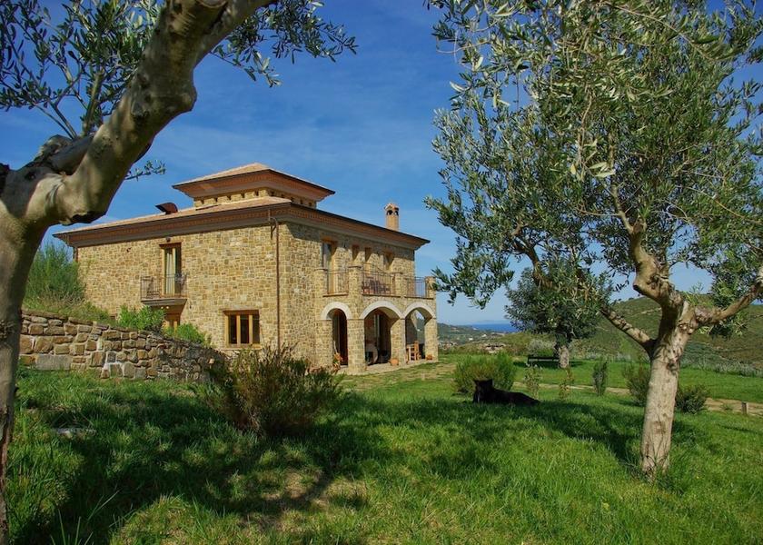 Campania Montecorice Exterior Detail
