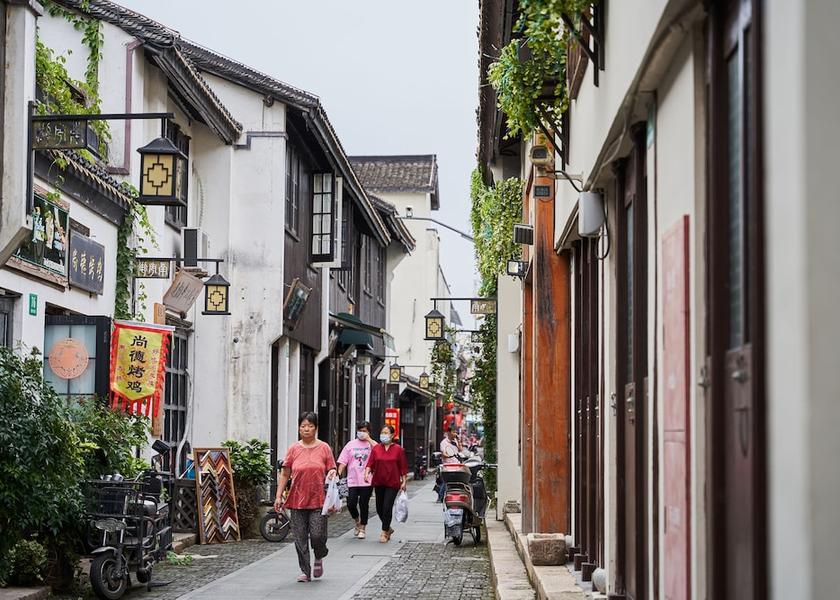  Shanghai Shopping Arcade
