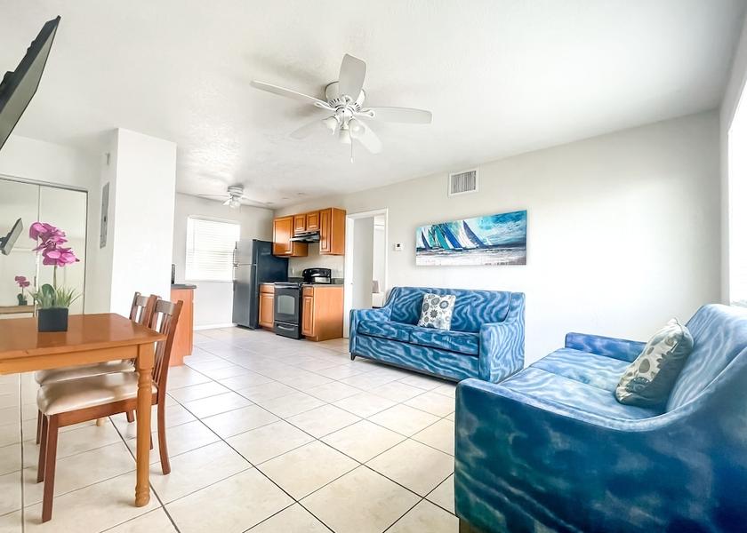 Florida Hollywood In-Room Dining