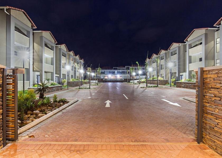 KwaZulu-Natal uMhlanga Courtyard
