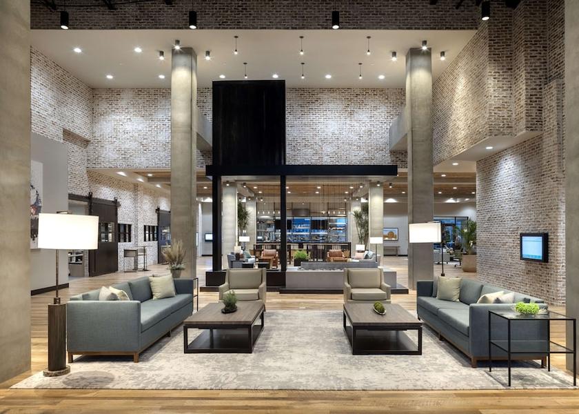 Kentucky Bowling Green Lobby