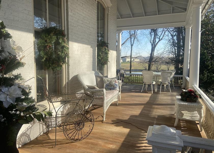 Georgia Marietta Facade