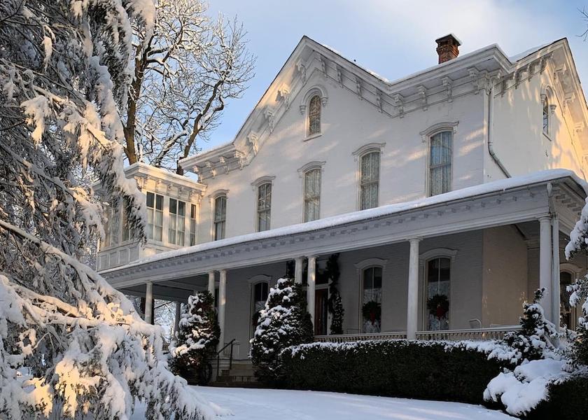 Georgia Marietta Exterior Detail