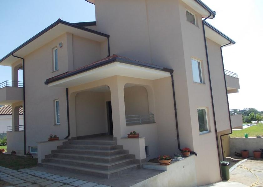 Campania Castellabate Facade