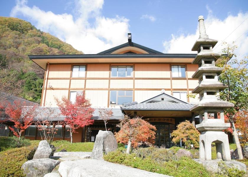 Nagano Achi Exterior Detail