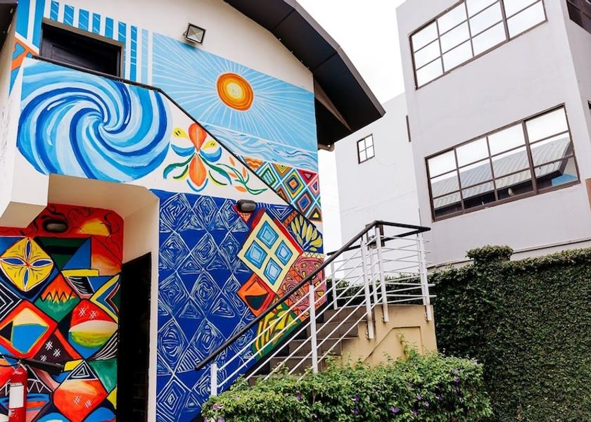  Dar es Salaam Exterior Detail