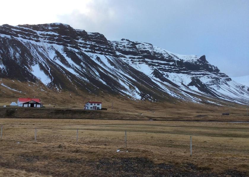  Grundarfjörður Exterior Detail