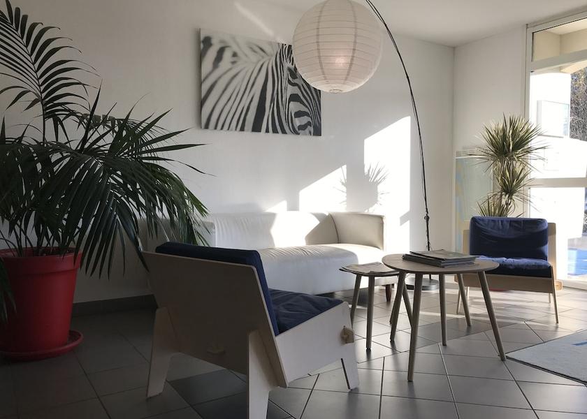 Provence - Alpes - Cote d'Azur Saint-Paul-les-Durance Reception