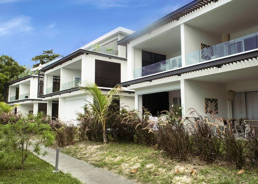 MU Trou aux Biches Exterior Detail