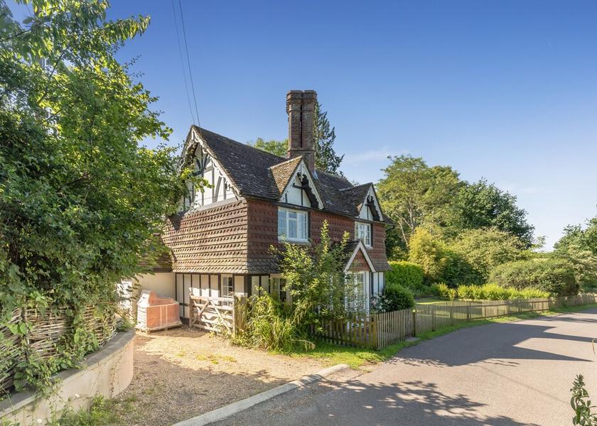 England Hassocks Exterior Detail