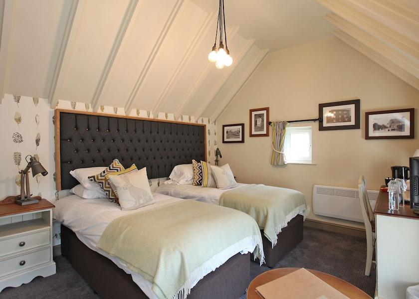 England Loughborough Room