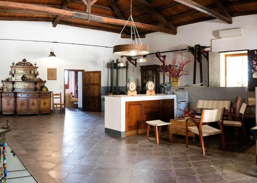 Sicily Castelvetrano Lobby