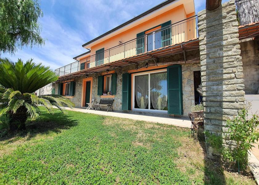 Liguria Sanremo Exterior Detail