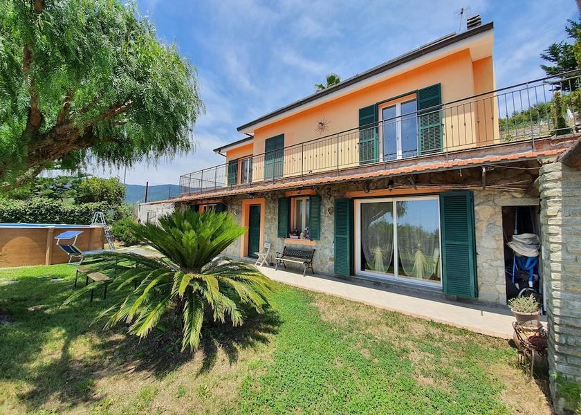 Liguria Sanremo Exterior Detail