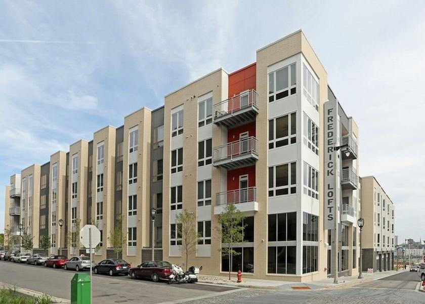 Wisconsin Milwaukee Facade