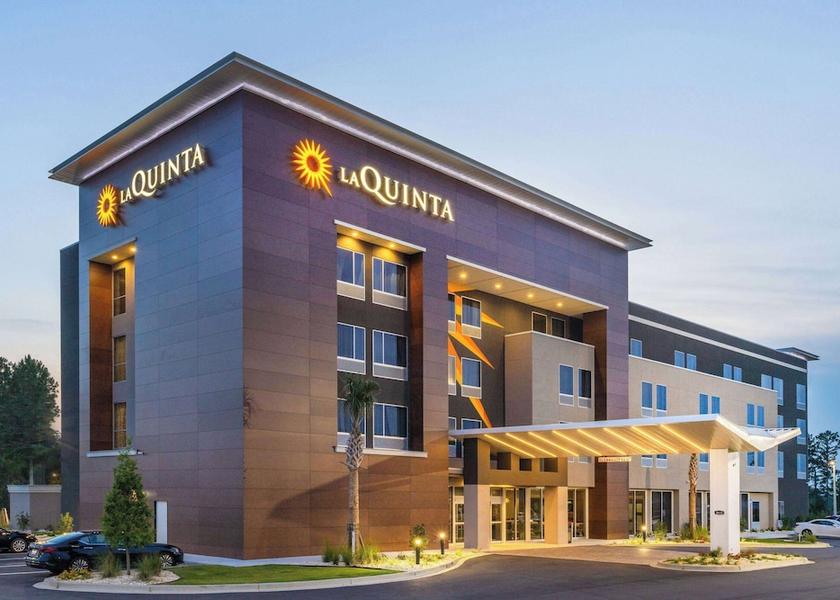 Georgia Valdosta Exterior Detail