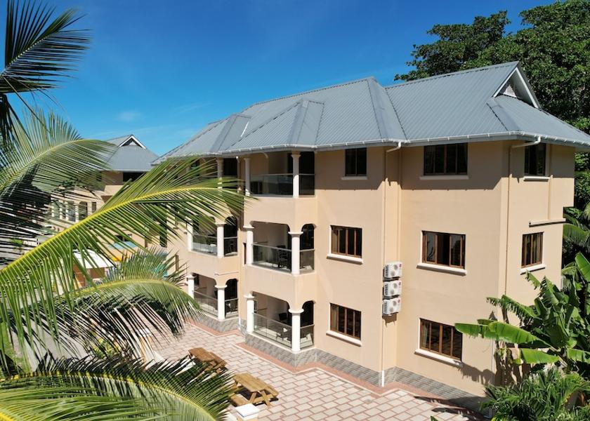 Baie Sainte Anne Praslin Island Facade