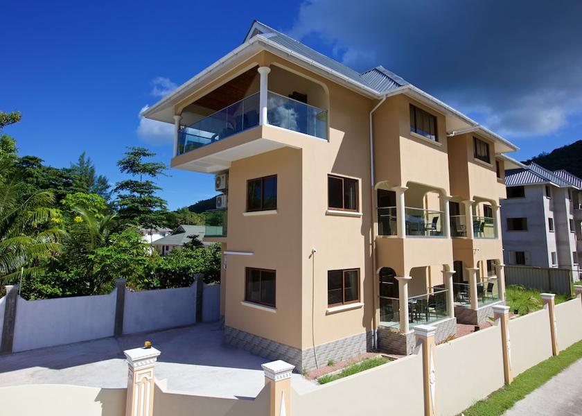Baie Sainte Anne Praslin Island Facade