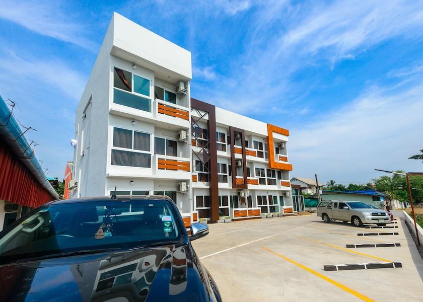 Sakon Nakhon Sakon Nakhon Exterior Detail