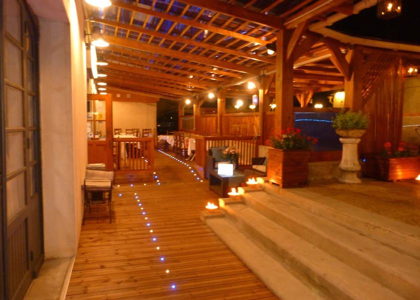 Ile-de-France Provins Entrance