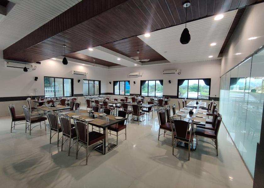 Maharashtra Karjat Restaurant