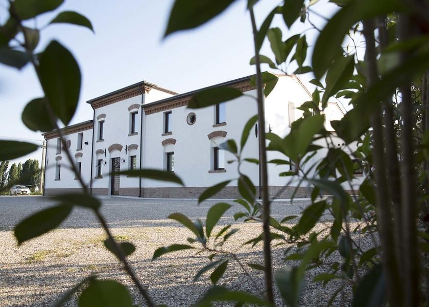 Veneto Ostiglia Facade