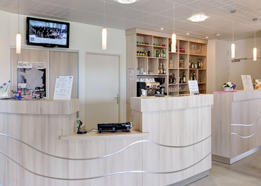 Pays de la Loire Les Achards Reception