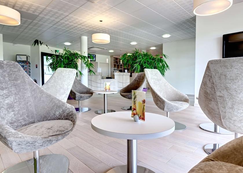 Pays de la Loire Les Achards Lobby