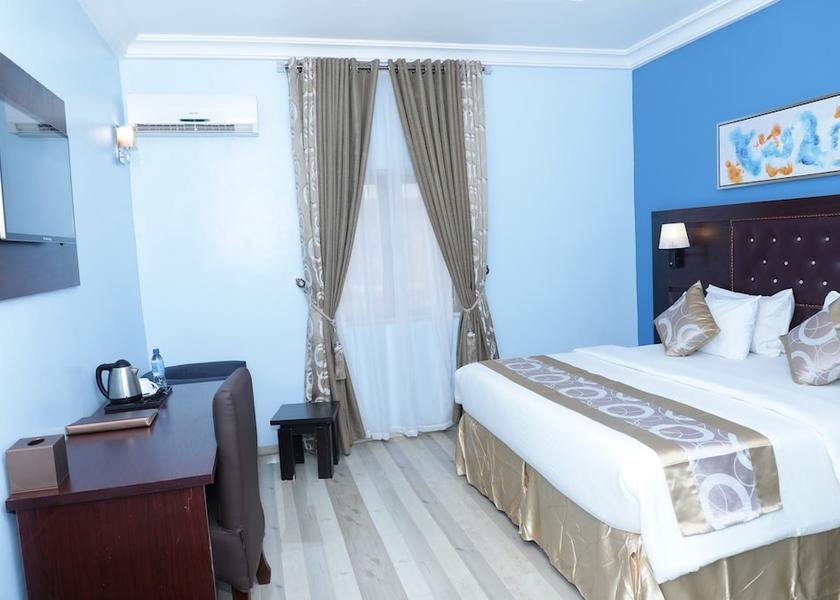  Owerri Room