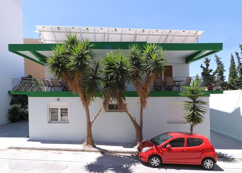 Attica Markopoulo Mesogaias Front of property