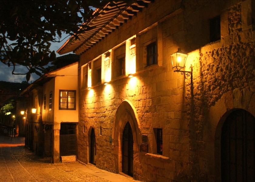 Cantabria Santillana del Mar Facade