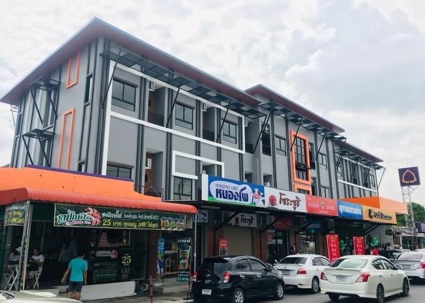 Bangkok Bang Bua Thong Facade