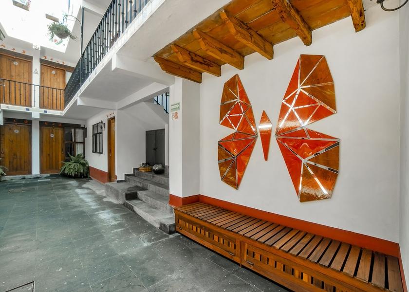 State of Mexico Valle de Bravo Interior entrance