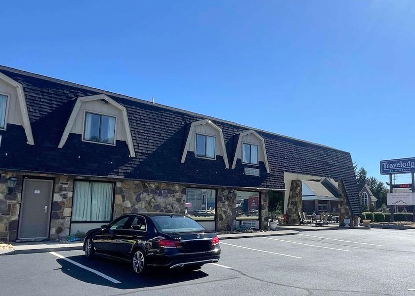 Tennessee Pigeon Forge Exterior Detail