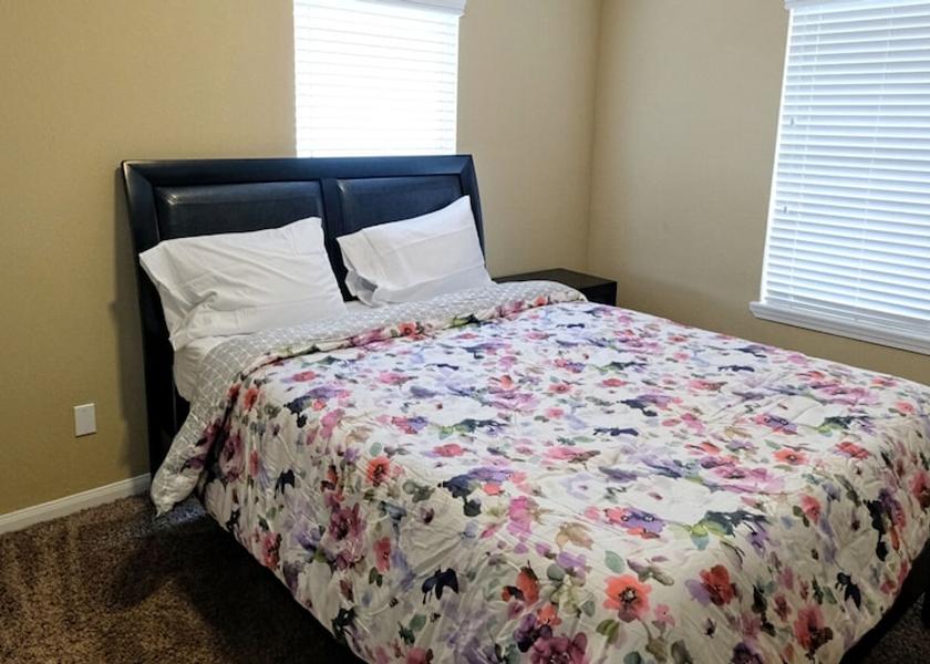 Texas Sugar Land Room